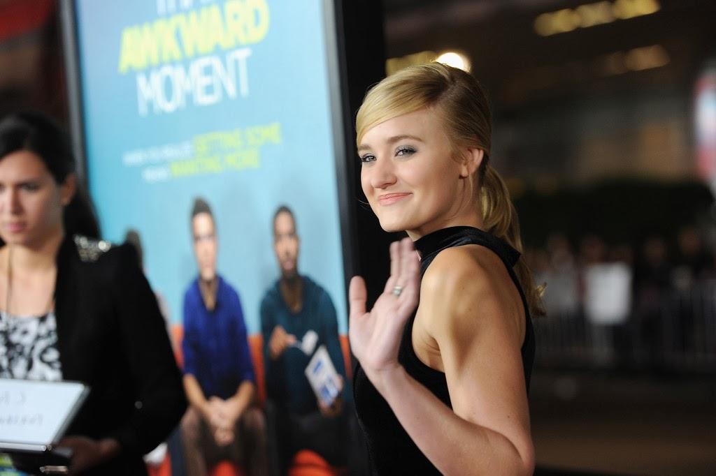 Amanda2BMichalka2BPremiere2BFocus2BFeatures2BAkward2BHPA.jpg