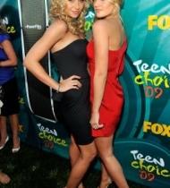 Aly___AJ_Michalka_28101729.jpg