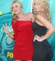 Aly___AJ_Michalka_28102929.jpg