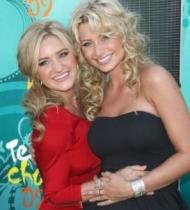 Aly___AJ_Michalka_28104029.jpg